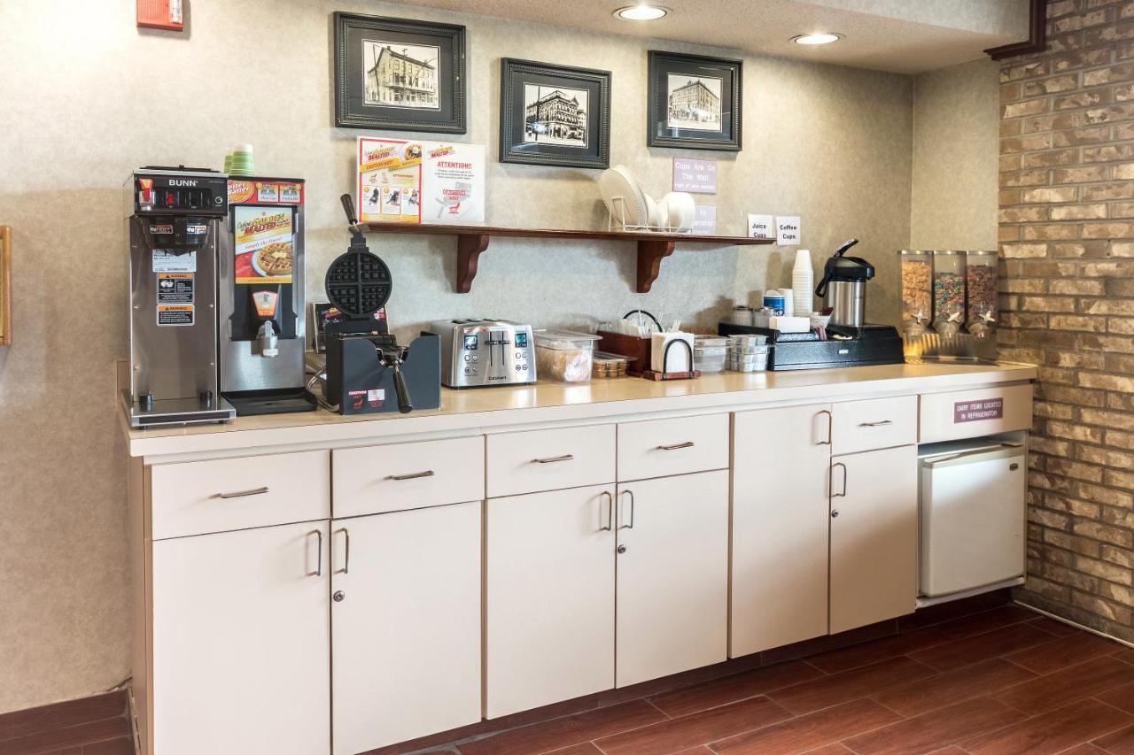 Quality Express Inn & Suites Mineral Wells Exteriér fotografie