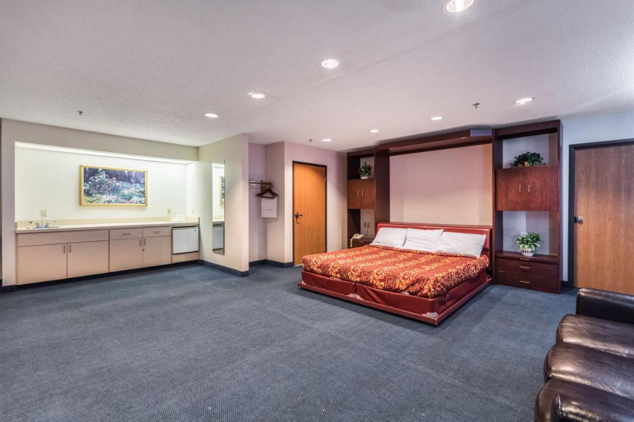 Quality Express Inn & Suites Mineral Wells Exteriér fotografie